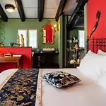 Hotell La Bursch 4*
